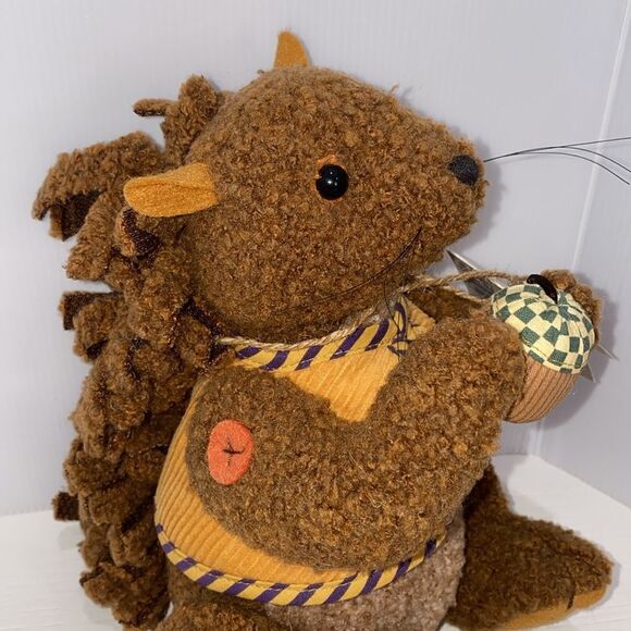Hallmark Plush Shelby Squirrel Nuts For Fall Autumn 9" Plush Stuffed Animal - Picture 12 of 12